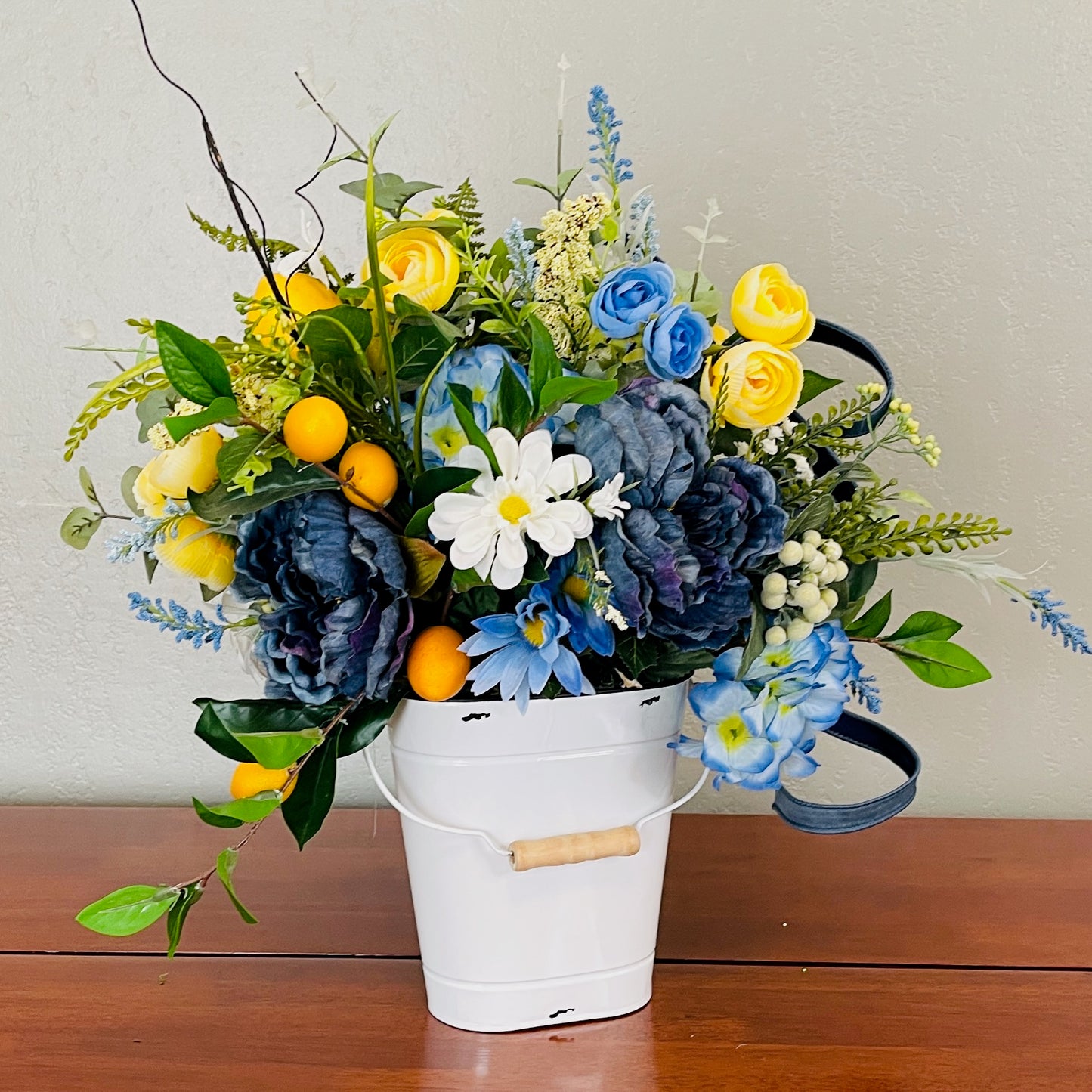 Farmhouse Lemon & Blue Floral Arrangement – Rustic Summer Centerpiece – Kitchen Table Décor