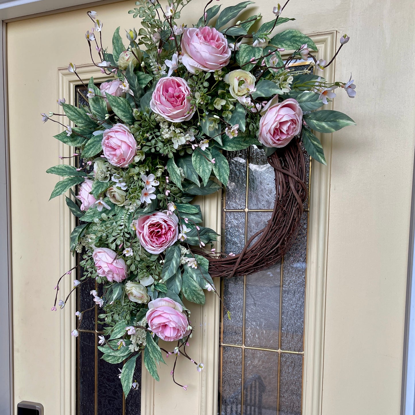 Romantic Pink Rose Grapevine Wreath | Front Door Decor for Spring