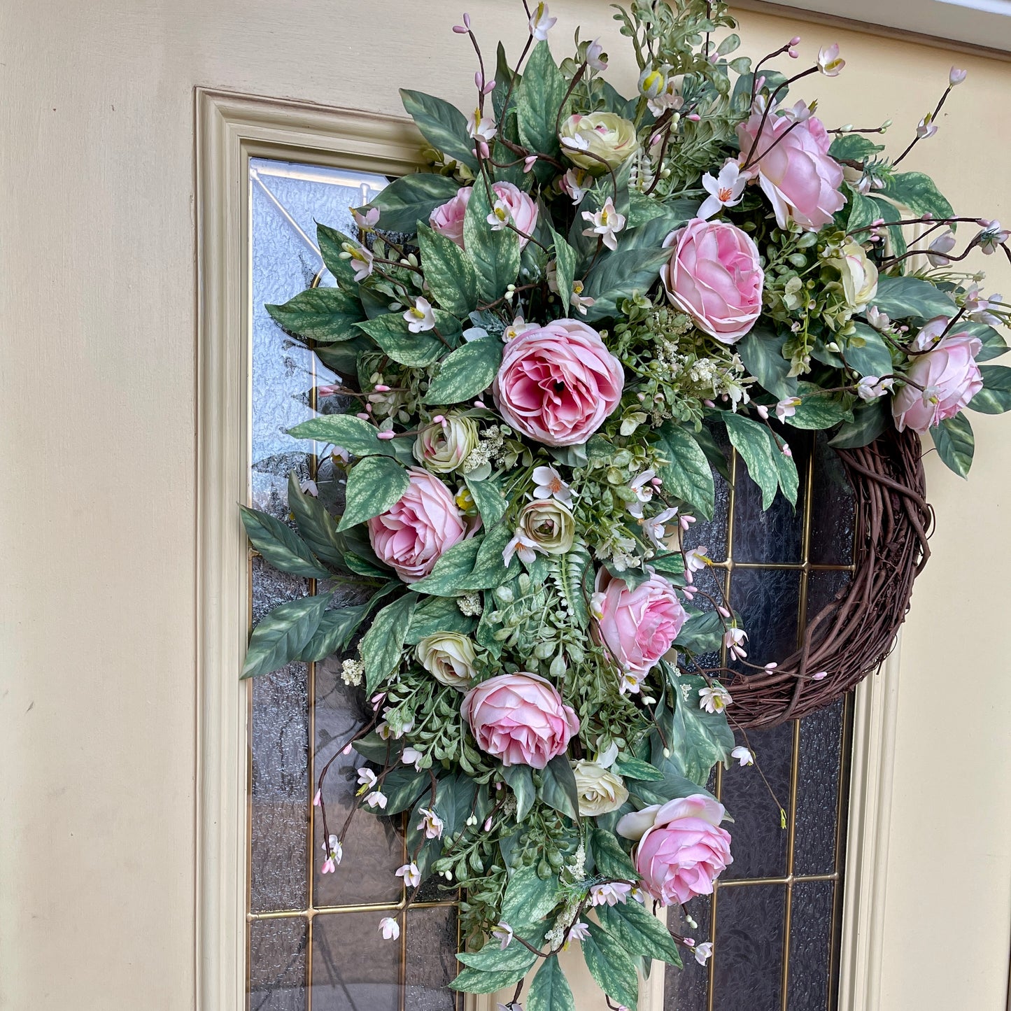 Romantic Pink Rose Grapevine Wreath | Front Door Decor for Spring
