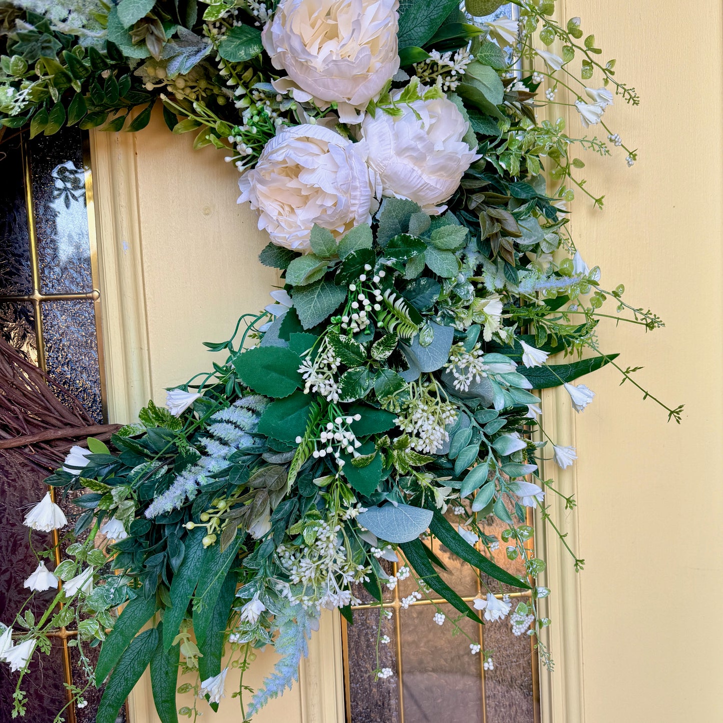 Ivory Peony & Greenery Grapevine Wreath – Elegant Neutral Spring Front Door Decor