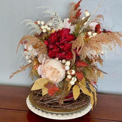 Burgundy & Gold Velvet Pumpkin Arrangement – Elegant Fall Floral Centerpiece for Thanksgiving & Autumn Decor