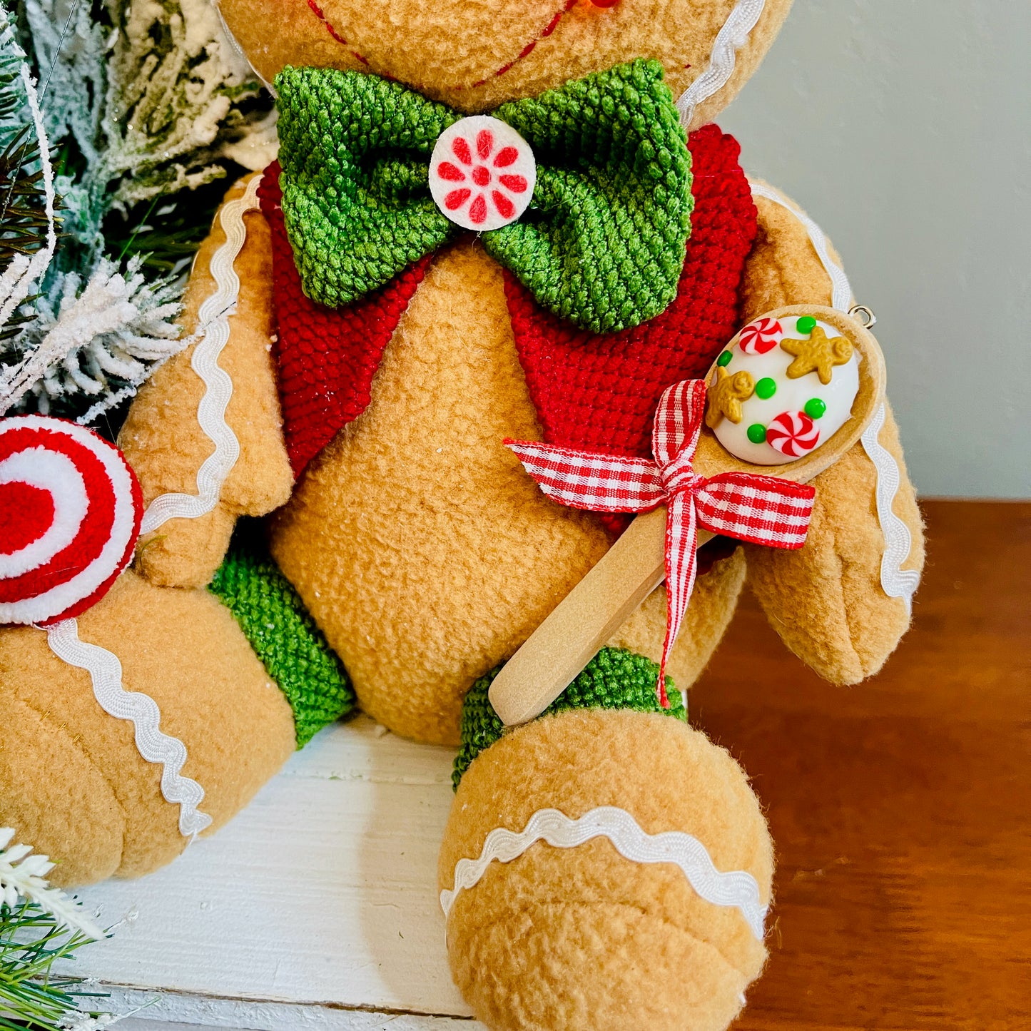 Gingerbread Boy & Peppermint Christmas Centerpiece — Cookie House, Red/Green Plaid Bow (Table, Island, or Entry)