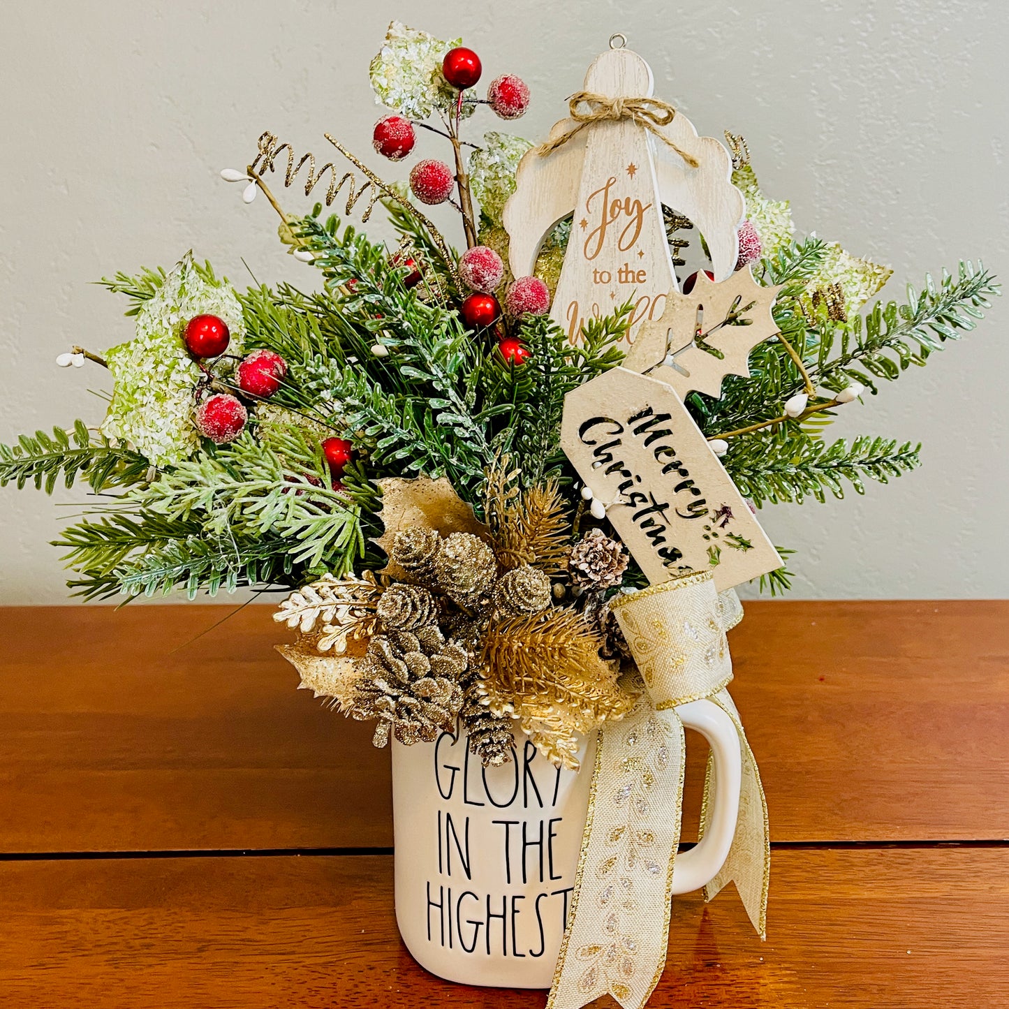 Glory in the Highest” Christmas Mug Arrangement — Faith-Filled Teacher & Secret Santa Gift (Reusable Mug)