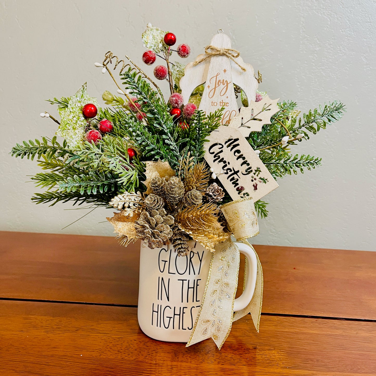 Glory in the Highest” Christmas Mug Arrangement — Faith-Filled Teacher & Secret Santa Gift (Reusable Mug)
