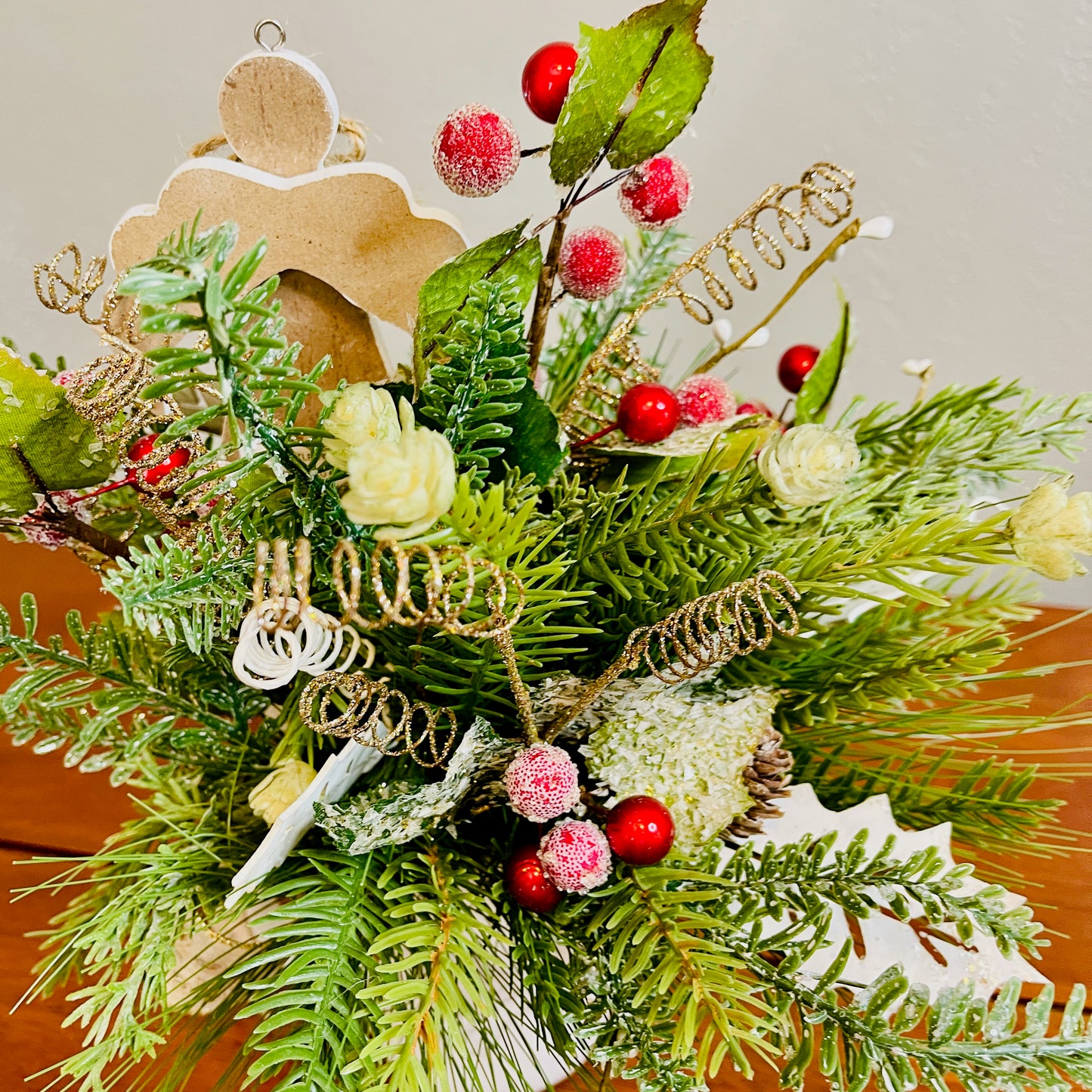 Glory in the Highest” Christmas Mug Arrangement — Faith-Filled Teacher & Secret Santa Gift (Reusable Mug)