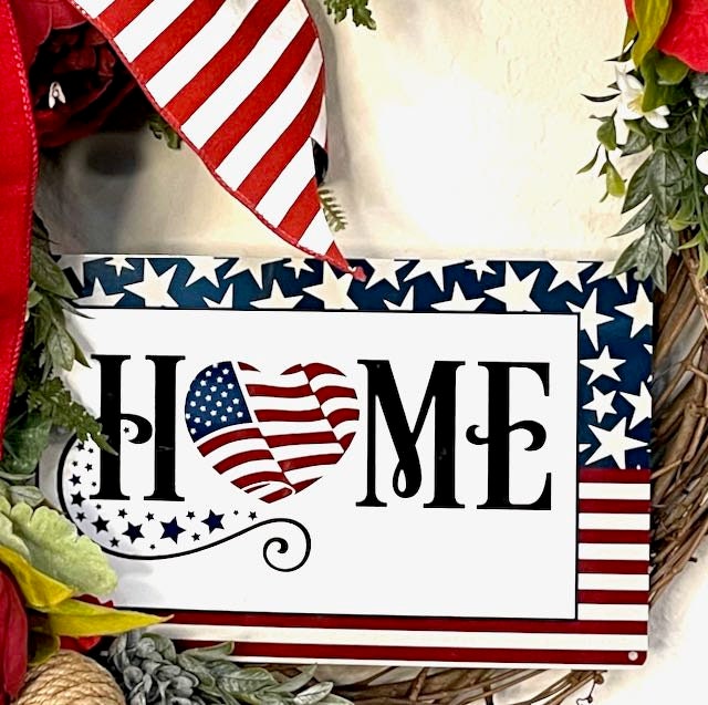 Patriotic Red White & Blue USA Wreath with American Home Sign for #FrontDoor Memorial Day #4thofjulydecor American Flag #PatrioticDecor #USA