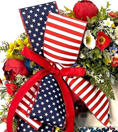 Patriotic Red White & Blue USA Wreath with American Home Sign for #FrontDoor Memorial Day #4thofjulydecor American Flag #PatrioticDecor #USA
