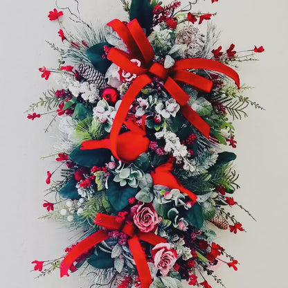 Cardinal Rustic Christmas Wreath Decor for Front Door Office Holiday Decorations Christmas Cardinal Decor Gifts Traditional Christmas Colors